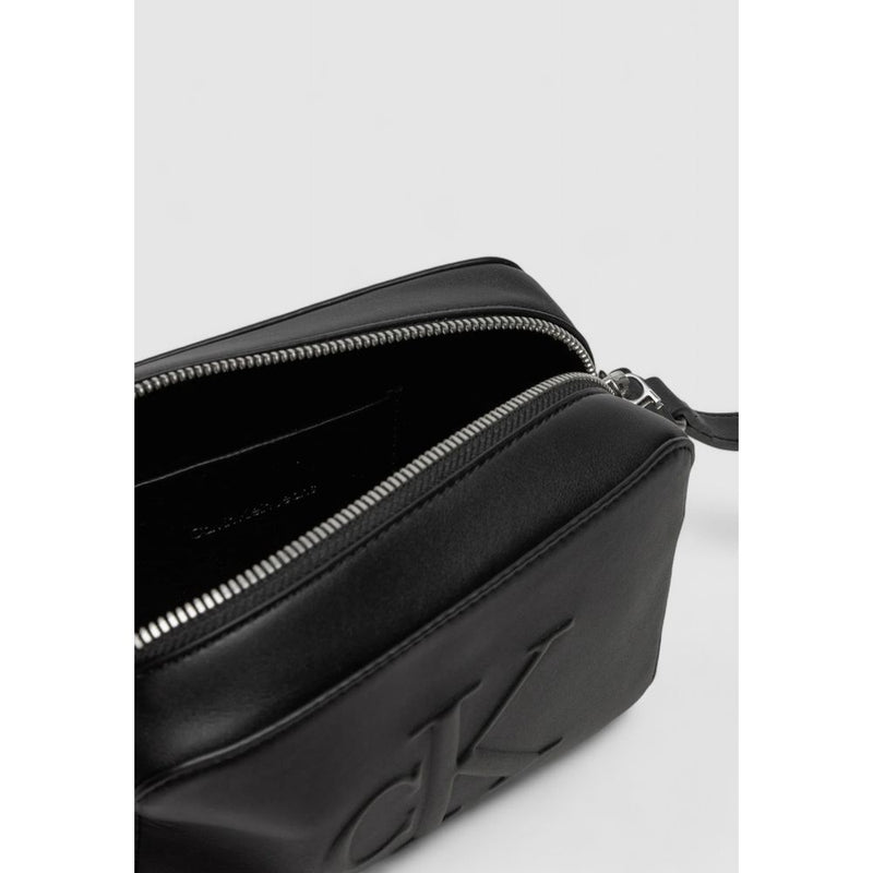 Bolso de mano de cuero sintético negro de Calvin Klein Jeans